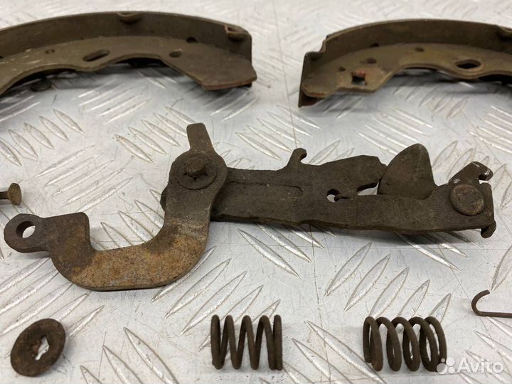 Б/У Механизм стояночного тормоза (ручного тормоза