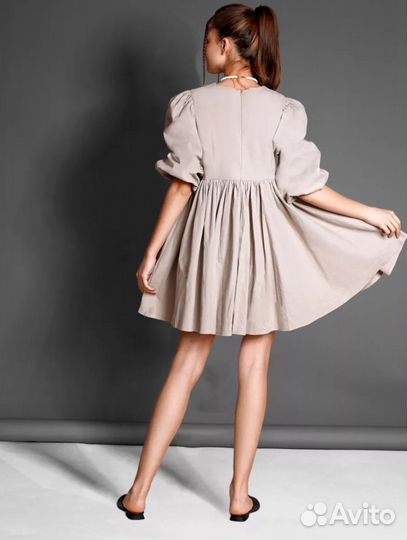 Продам платье на девочку 152-158