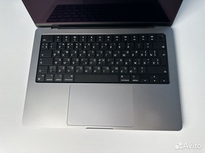 MacBook Pro 14 2021 M1 Pro, 1Tb (рст, 125 циклов)