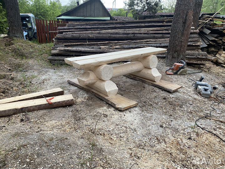 Лавка из бревна