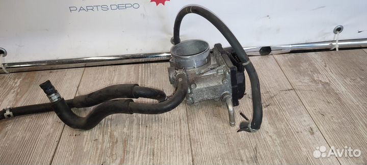 Дроссельная заслонка Toyota Camry XV30