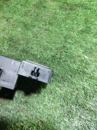 Антенна бесключевого доступа Audi A6 C6