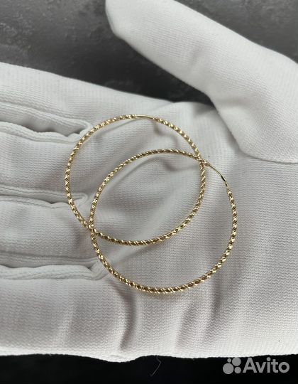 Золотые серьги