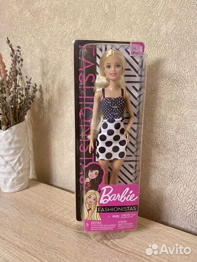 Кукла барби fashionistas новая
