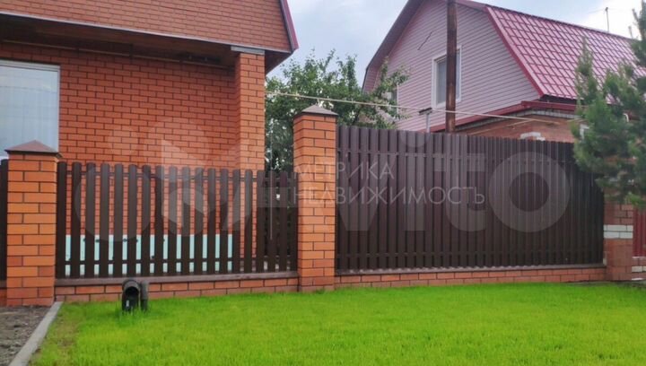 Дом 99,6 м² на участке 8,4 сот.