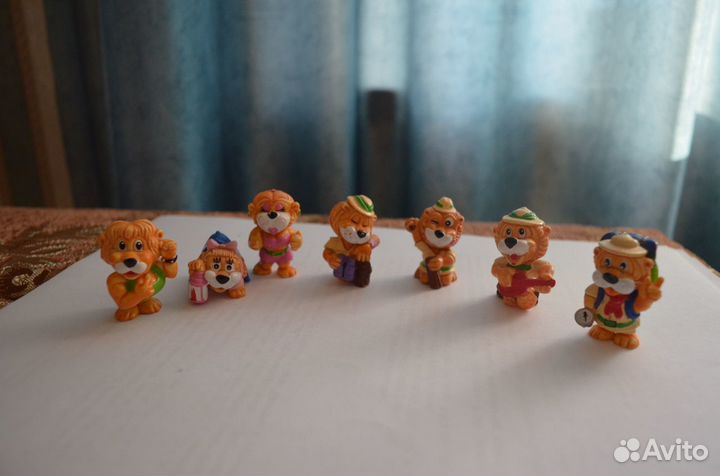 Коллекция из киндер сюрприза