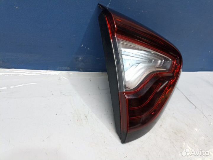 Фонарь внутренний левый Renault Kaptur RBA 2.0