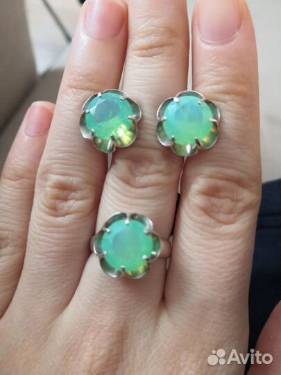 Серьги серебряные с опалом