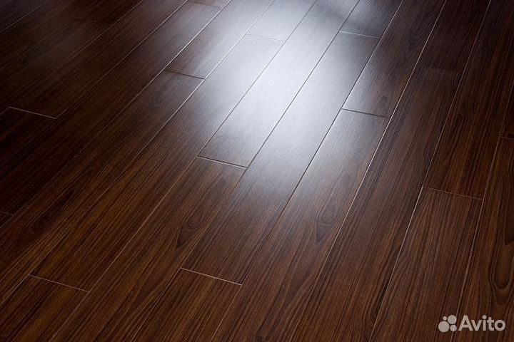 Укладка ламината, кварцвинила