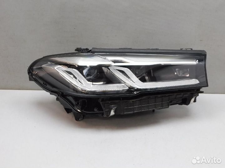 Фара правая BMW 5-Series/M5