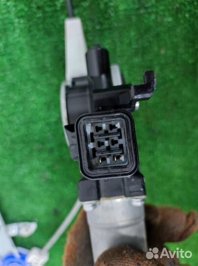 Стеклоподъемник передний левый Subaru Legacy/ Out