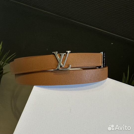 Ремень louis vuitton initiales