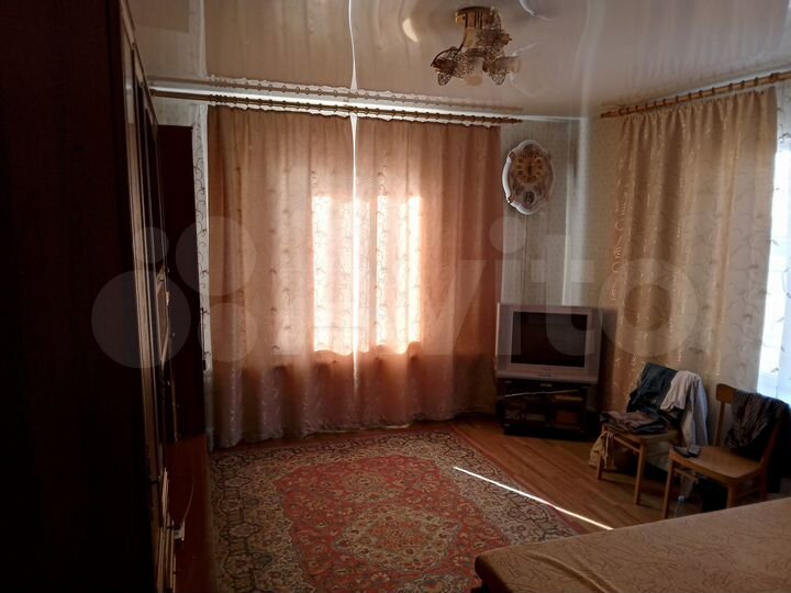 Дом 48 м² на участке 8 сот.