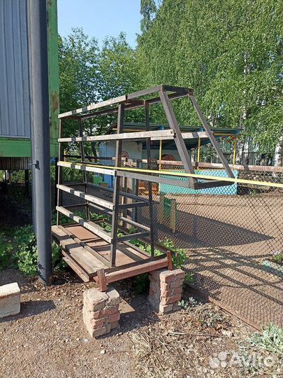 Пирамида для перевозки окон и стекла