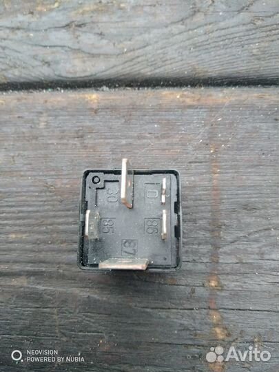 Реле N 433 Фольксваген Гольф 6 1.6 D