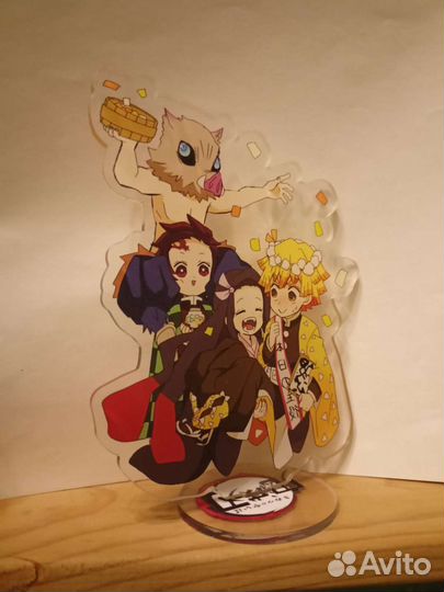 Акриловая статуэтка 