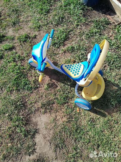Детский трехколесный велосипед