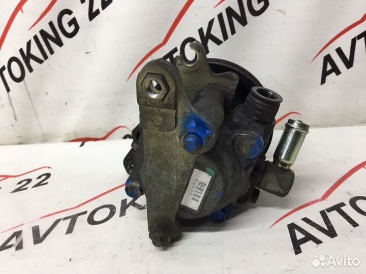 Насос гидроусилителя руля Toyota Harrier MCU35