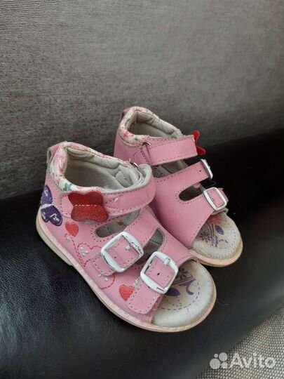 Босоножки для девочки