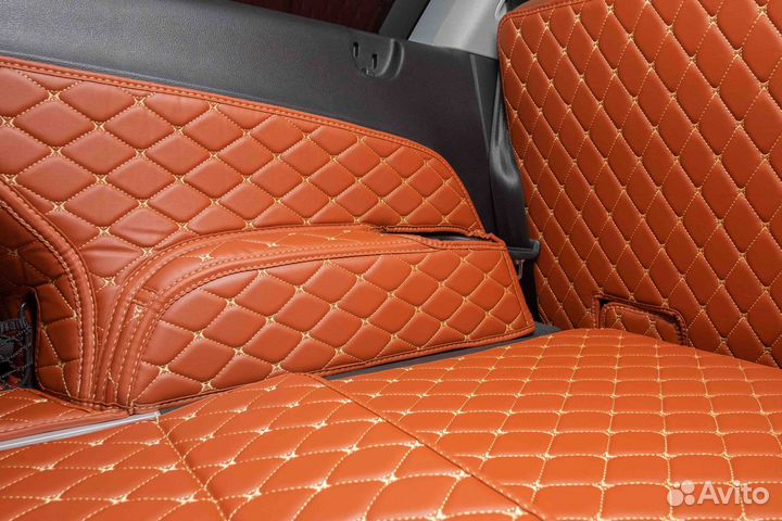 3Д коврики в багажник Audi Q7 2016