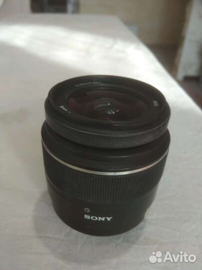Объектив Sony SAL1855