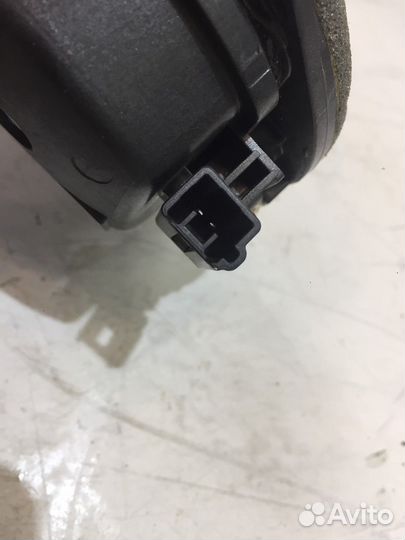 Динамик (Lexus ES)