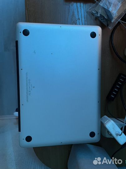 Macbook pro 13 core i5 a1278 2011 240ssd / 8gb ram