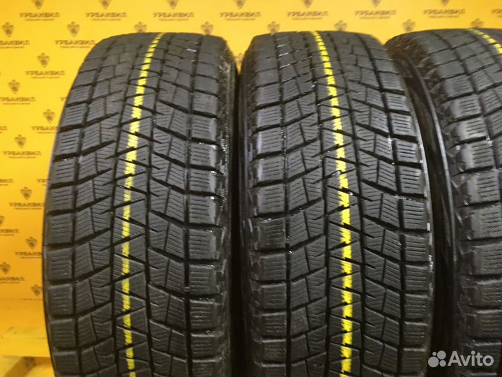 Bridgestone Blizzak DM-V1 225/65 R17 102Q