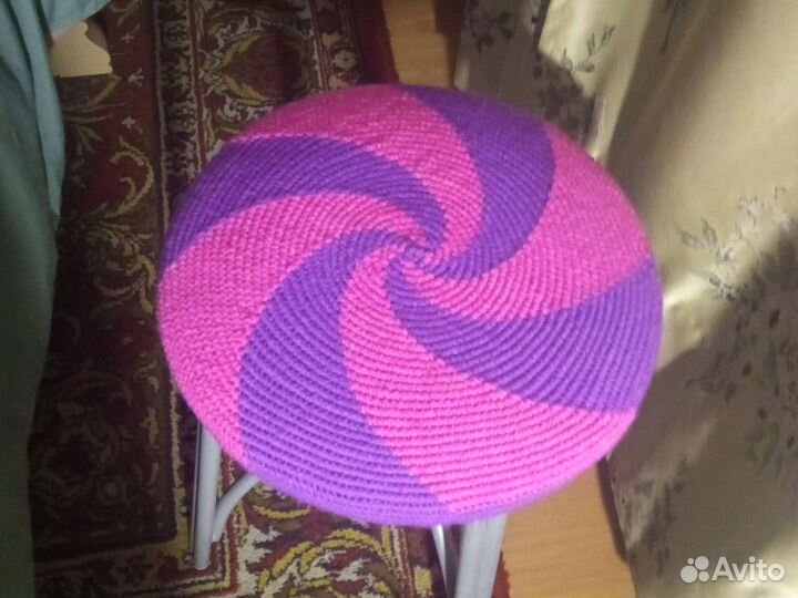 Вязанный Чехол на табурет