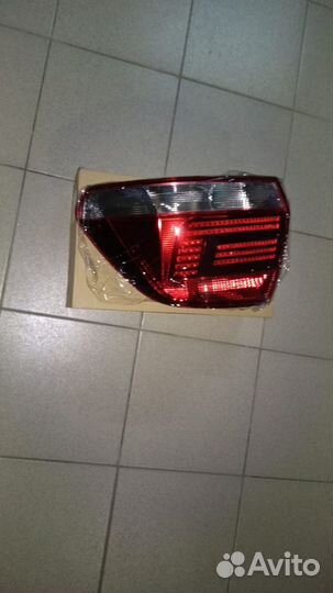 Фонарь Фольксваген Поло 2015