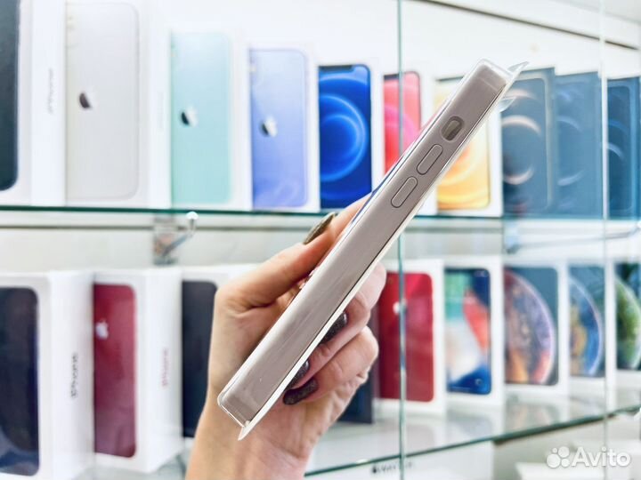 Чехол на iPhone 14 Pro, серый