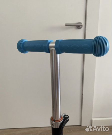 Самокат трехколесный scooter