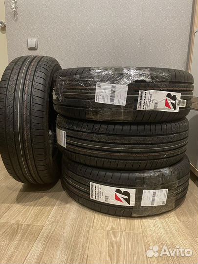 Bridgestone Dueler H/L Alenza 225/60 R18 100H