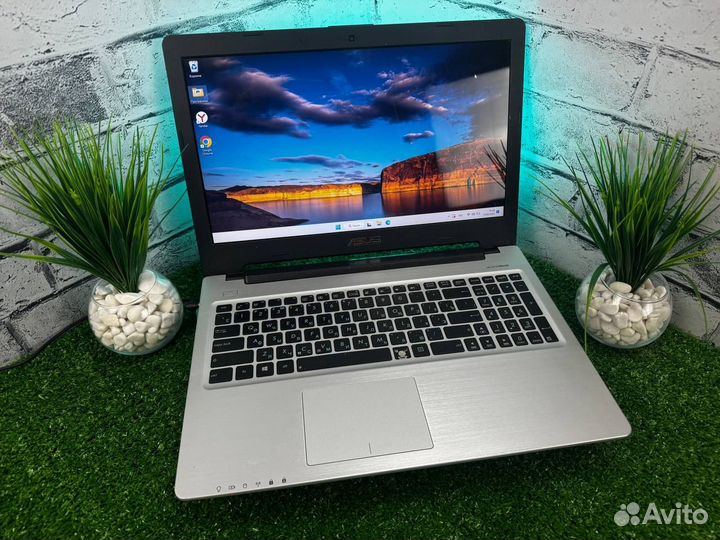 Игровой ноутбук Asus i5/SSD/2 видеокарты/8GB озу