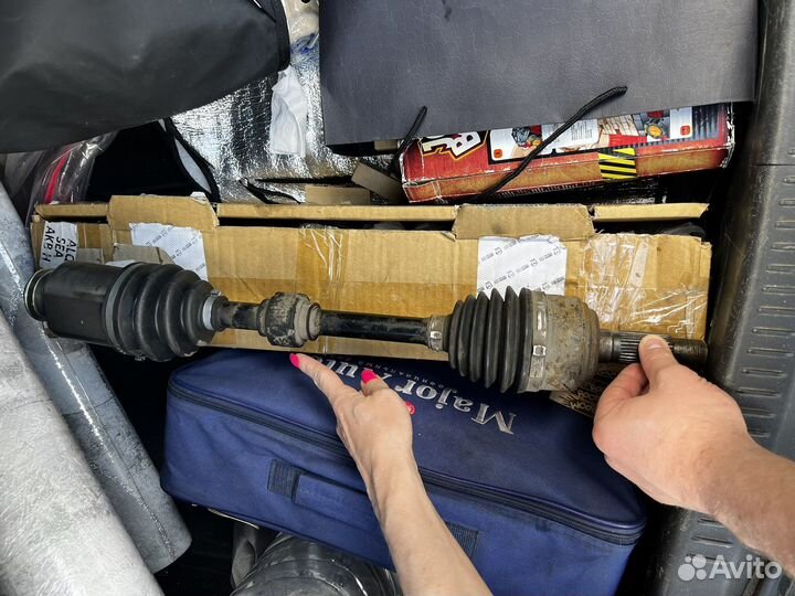 Привод в сборе передний правый