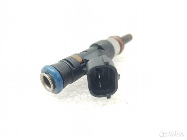 Форсунка топливная Mitsubishi Outlander XL