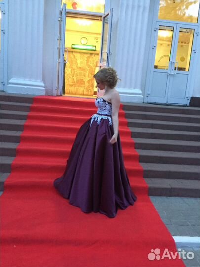 Вечернее платье