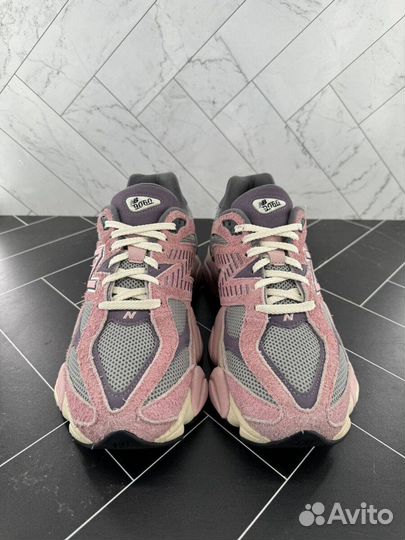 Кроссовки new balance 9060 hot pink