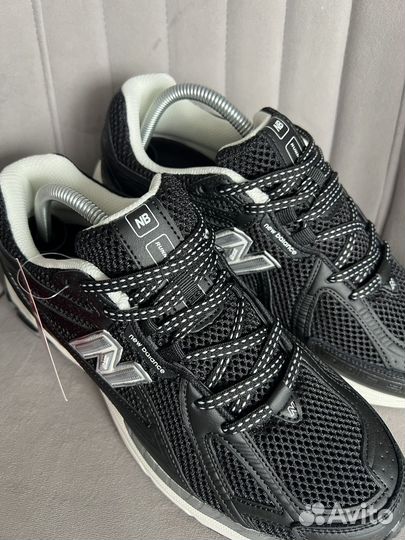 Кроссовки мужские новые