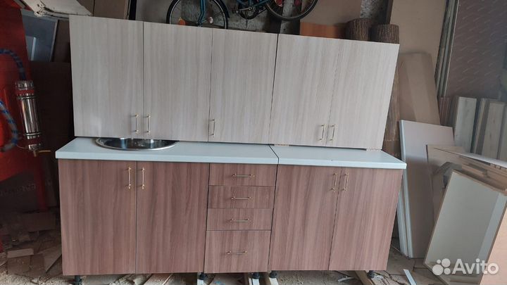 Кухонный гарнитур новый