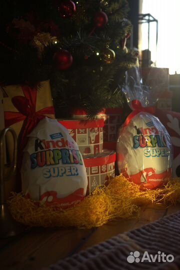 Большой шоколадный киндер сюрприз