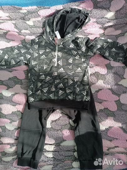 Спортивный костюм adidas для мальчика