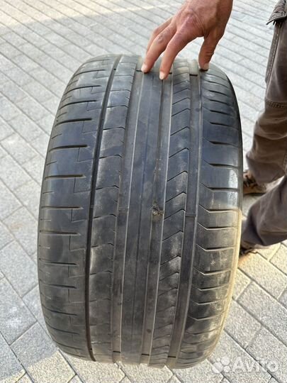 Pirelli P Zero 285/30 R21