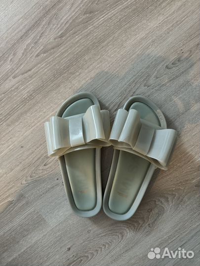 Шлепанцы melissa