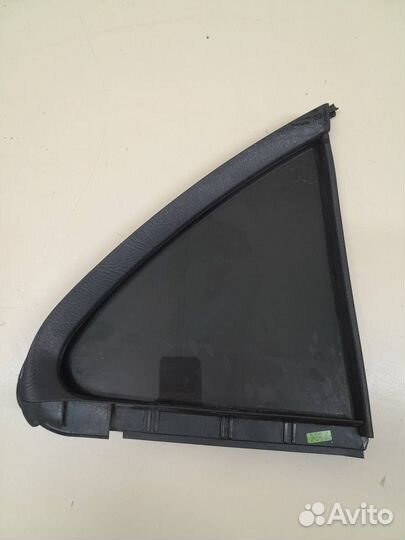Стекло двери задней левой форточка Nissan Almera C