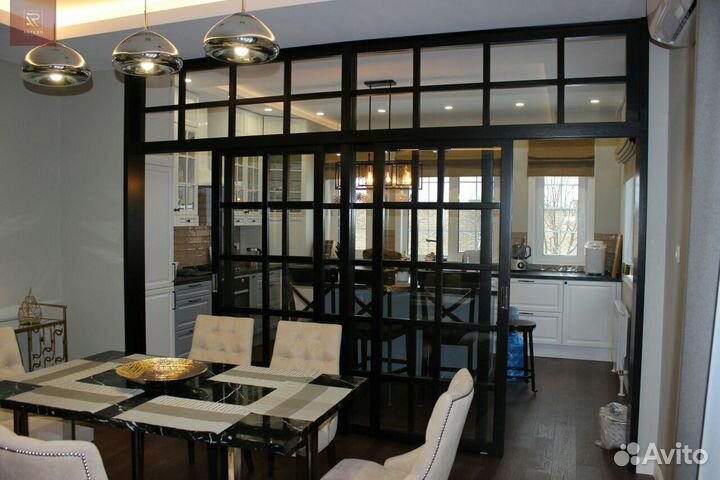 Прегородка двери-купе. Мебель на заказ