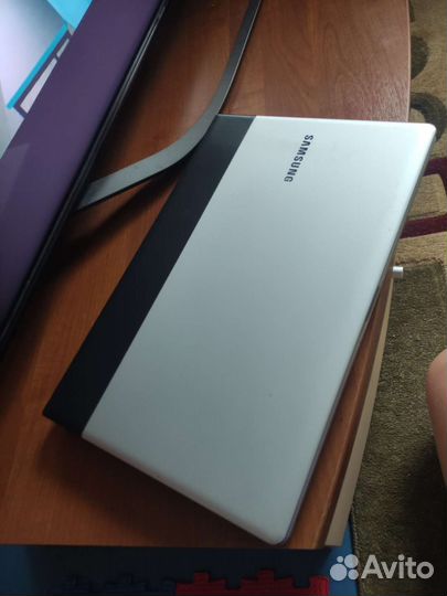 Samsung NP300E7A