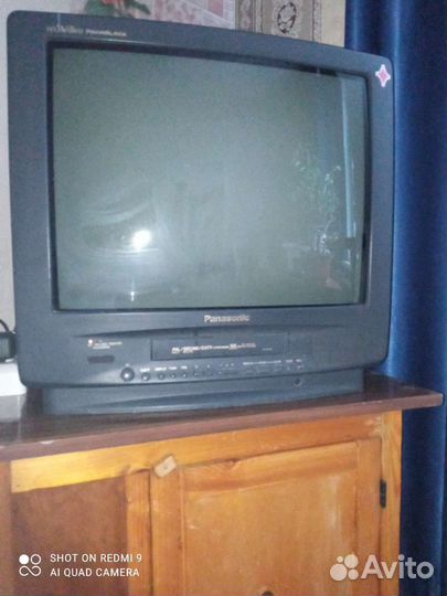Телевизор panasonic с приставкой и пультом