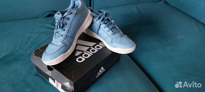 Кроссовки adidas