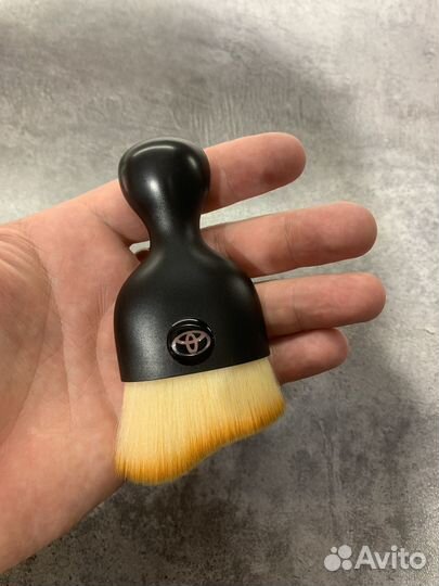 Мягкая щетка для салона автомобиля Toyota от пыли
